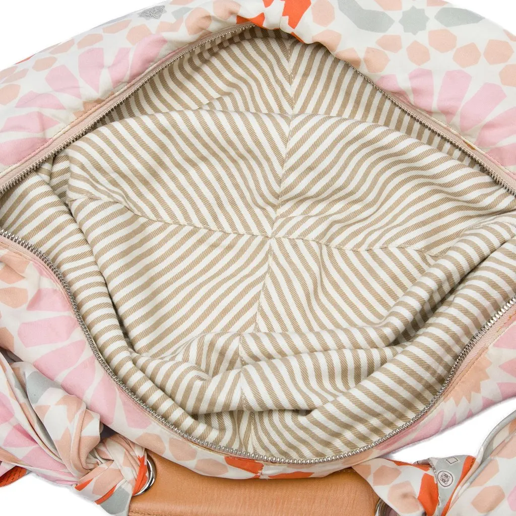 LOEWE Printed Silk Anagram Scarf Hobo White Very good - Model View