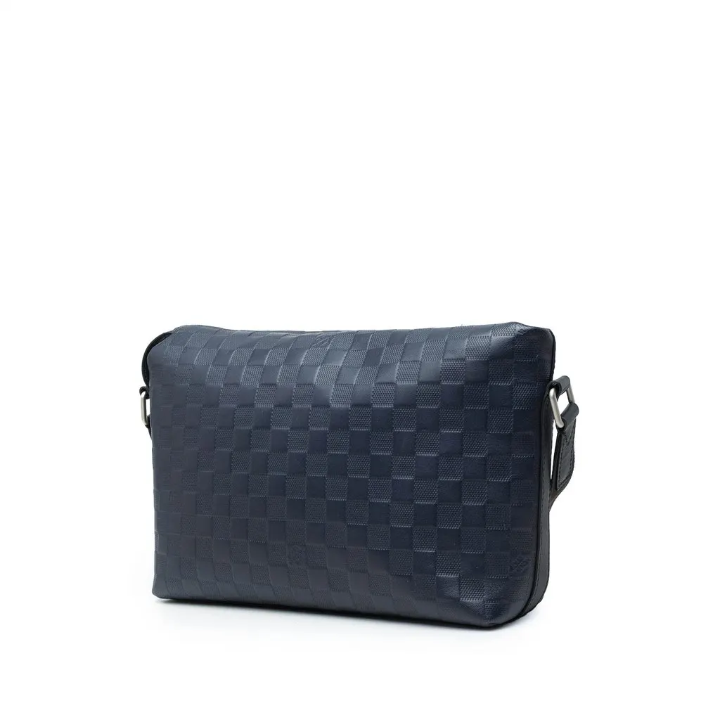 Louis Vuitton Damier Infini Discovery Messenger PM Blue Leather Very good - Back View