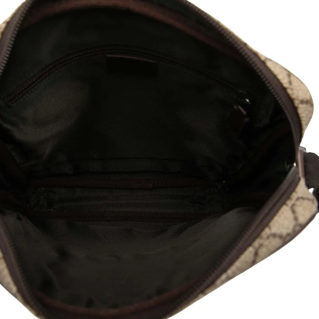 Gucci GG Supreme Crossbody Beige Canvas Good - Model View