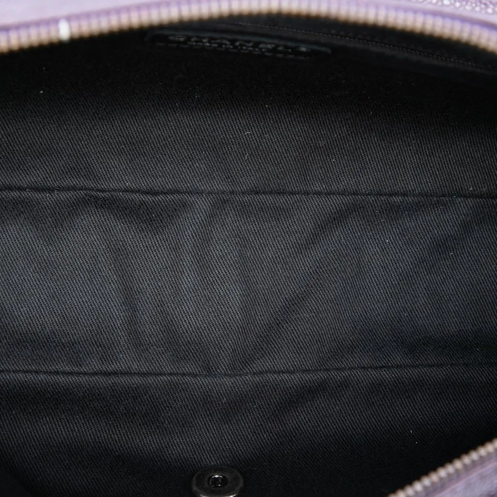 Chanel Jumbo Quilted Iridescent Caviar Easy Flap Purple Leather Very good - Model View