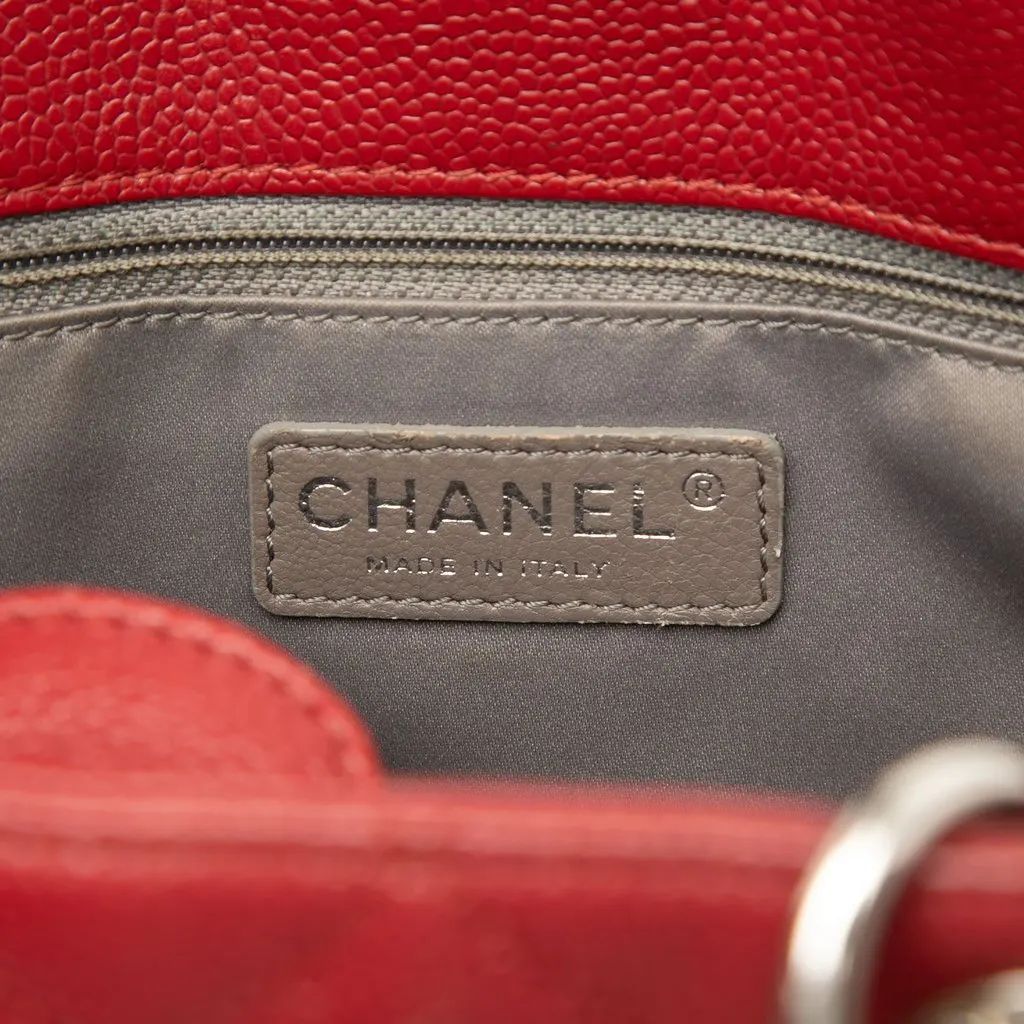 Chanel Caviar Vertical Grand Shopping Tote Red Leather Very good - Box View