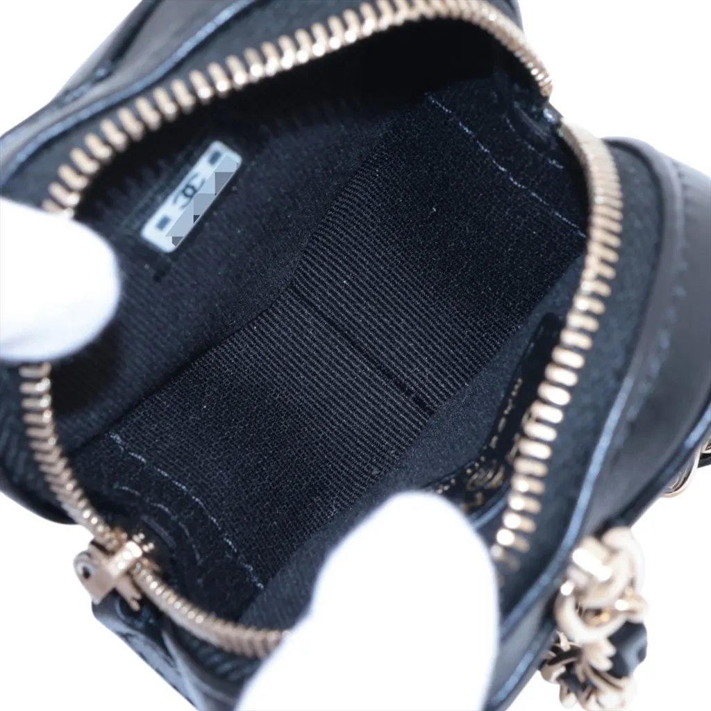 Chanel Mini Lambskin CC in Love Heart Key Chain and Bag Charm Black Leather Very good - Model View