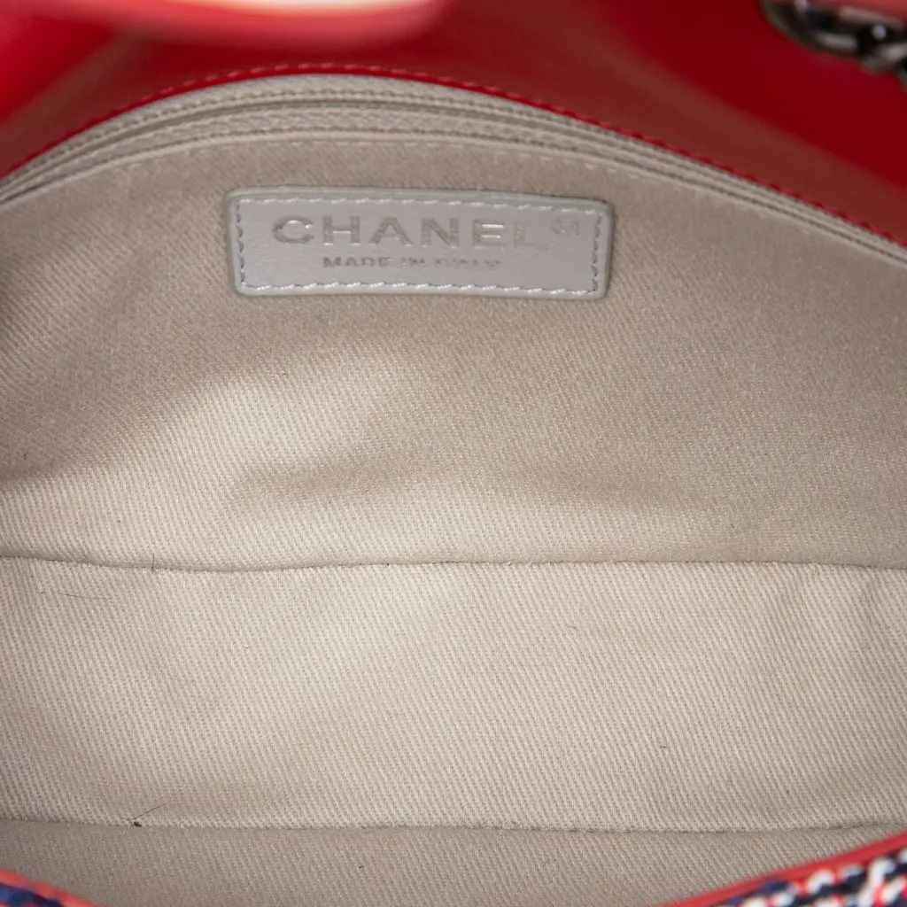 Chanel CC Quilted Tweed Single Flap Blue Tweed Good - Model View