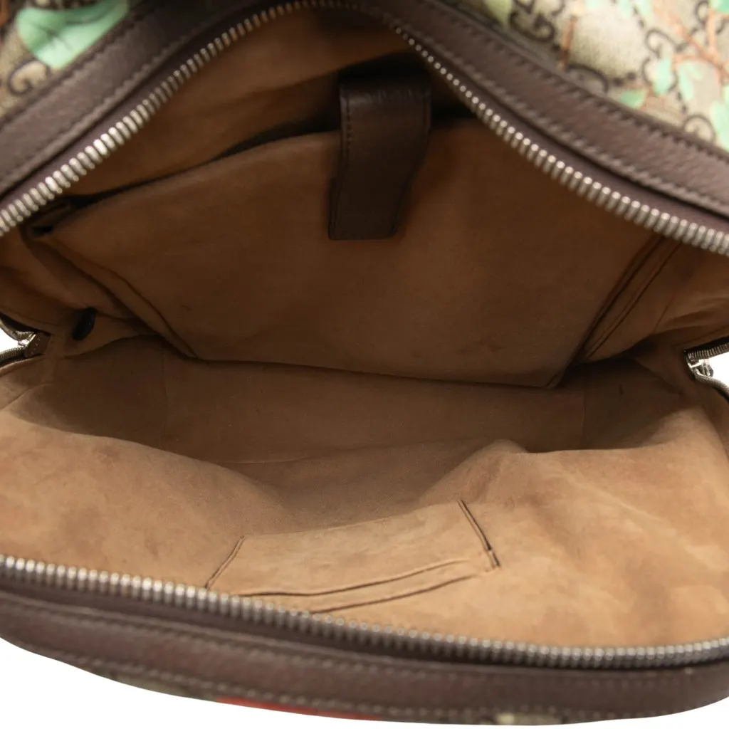 Gucci GG Supreme Tian Backpack Beige Very good - Model View