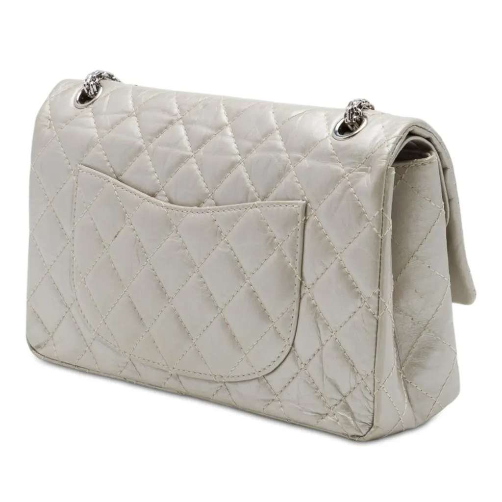 Chanel Quilted Metallic Aged Calfskin Reissue 2.55 Double Flap 226 Gold Leather Very good - Back View