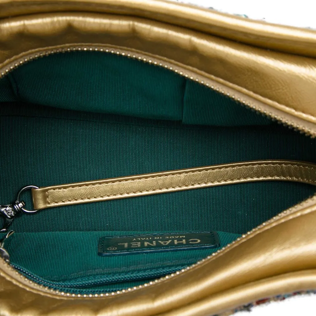 Chanel Small Tweed and Metallic Calfskin Gabrielle Crossbody Gold Tweed Good - Model View