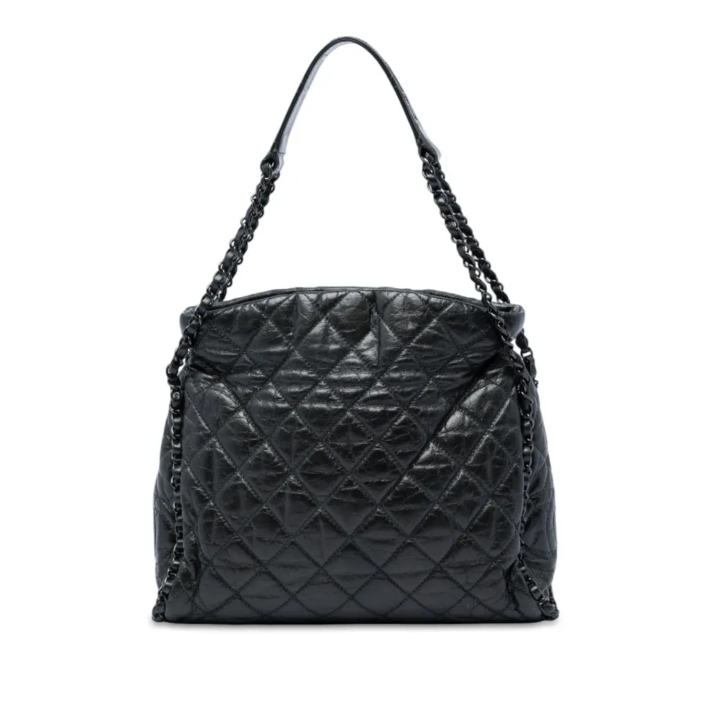 Chanel Medium Quilted Calfskin Chain Me Hobo Black Leather Very good - Front View