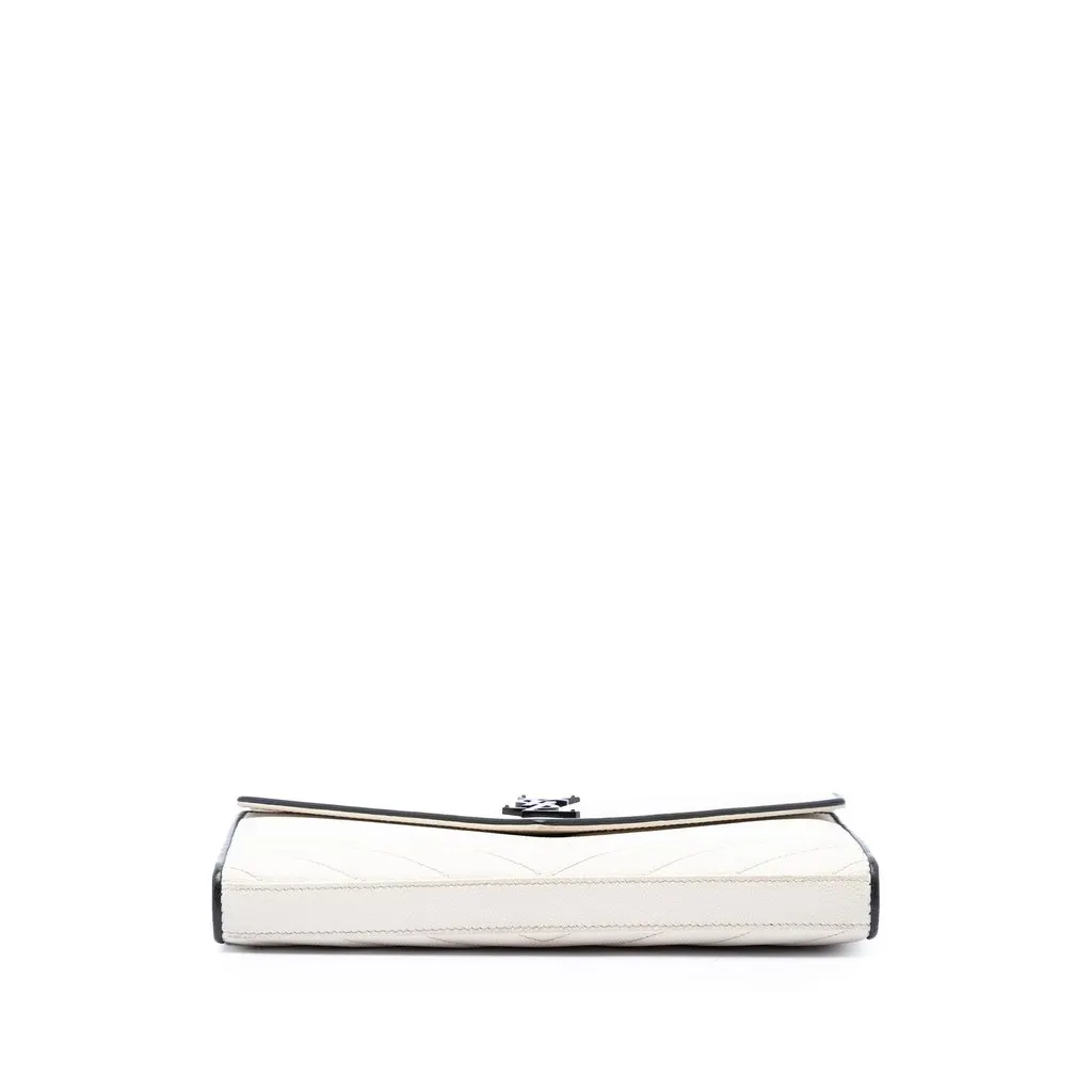 Saint Laurent Bicolor Grain De Poudre Chevron Classic Cassandre Chain Wallet White Leather Good - Inside View