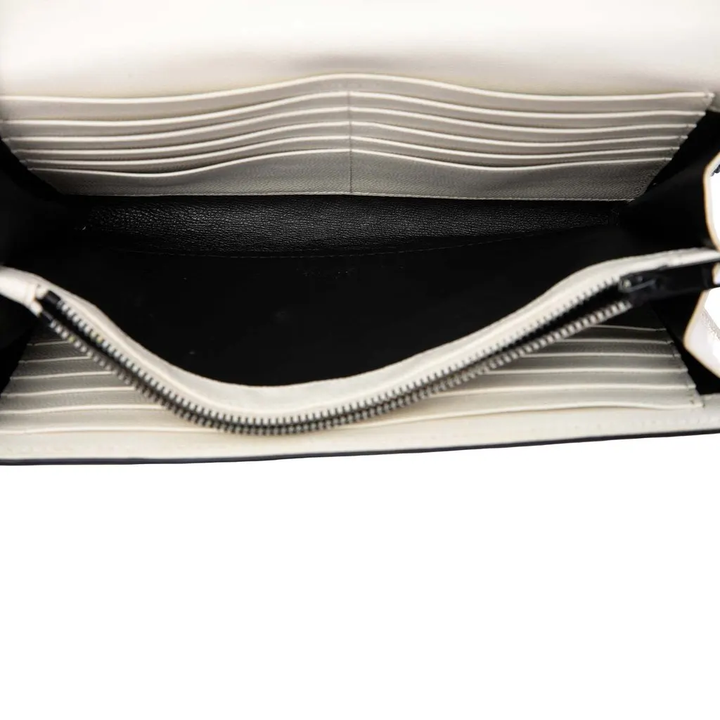 Saint Laurent Bicolor Grain De Poudre Chevron Classic Cassandre Chain Wallet White Leather Good - Model View