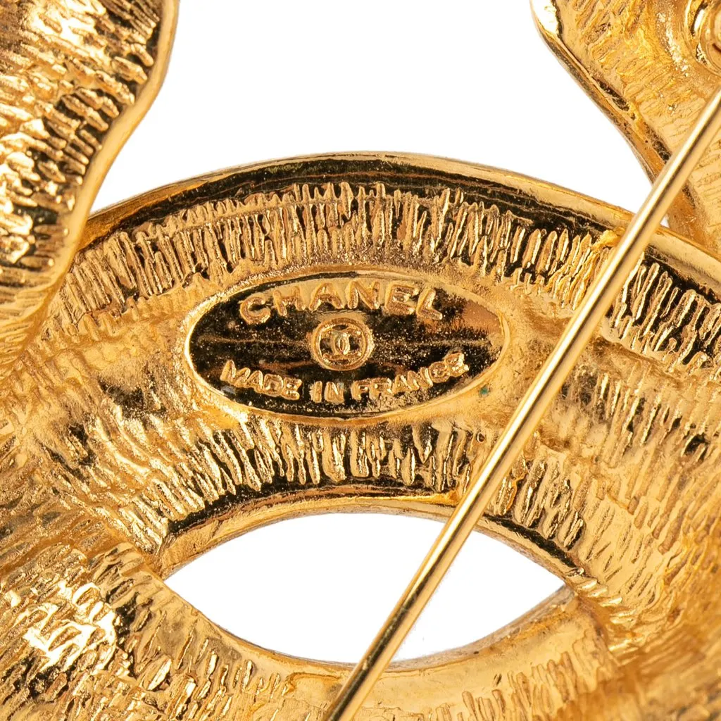 Chanel CC Gold Plated Quilted Brooch Gold Metal Very good - Inside View