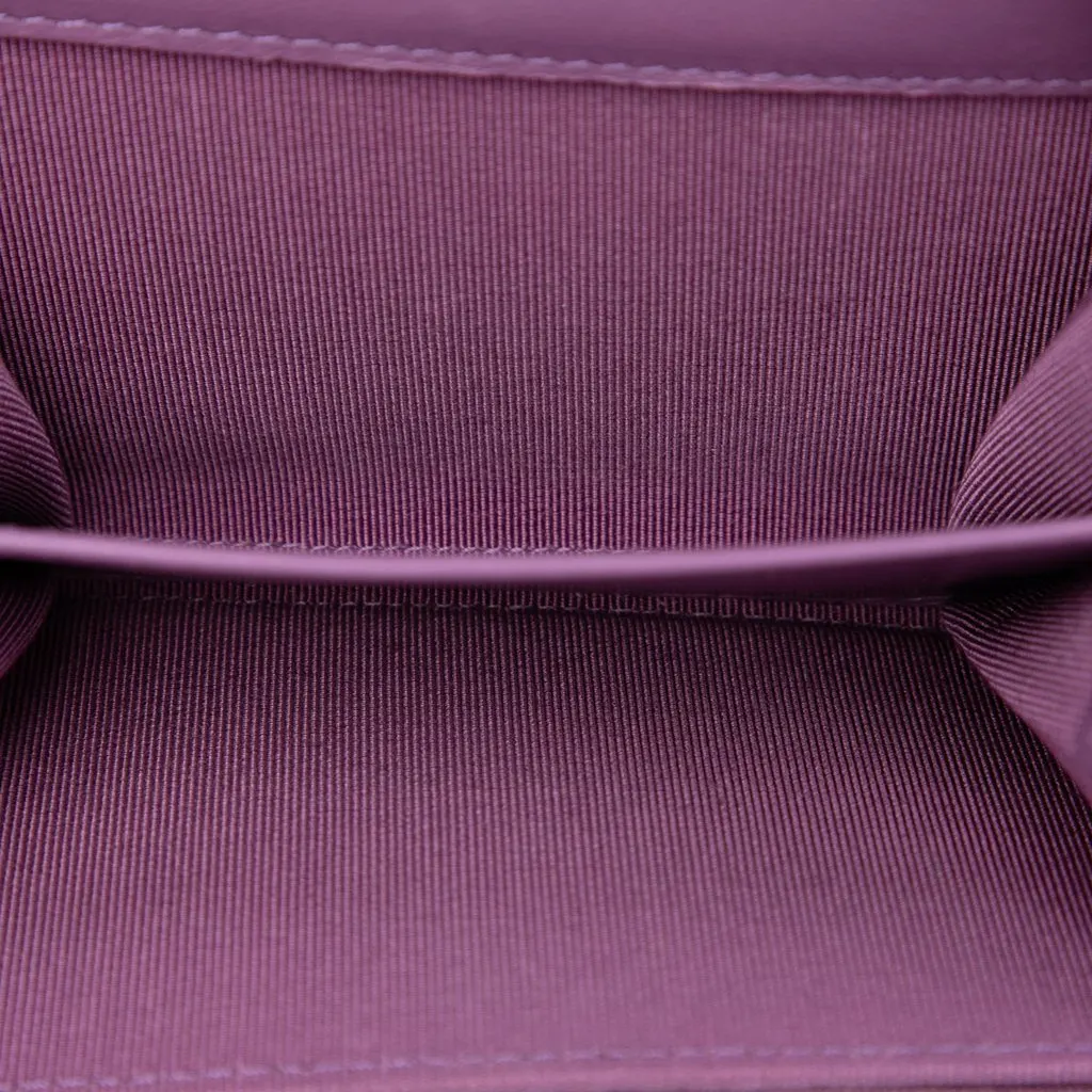 Chanel CC Quilted Lambskin Flap Card Holder on Chain Purple Leather Very good - Model View