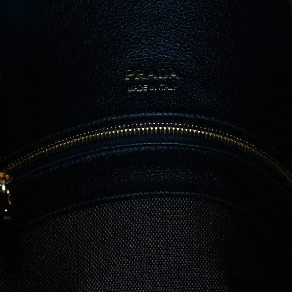 Prada Large Soft Grain Leather Tote Black Leather Very good - Box View