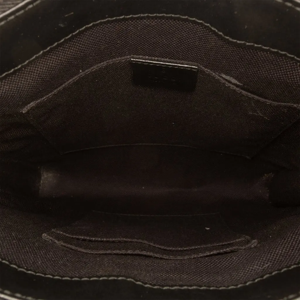 Gucci Small GG Supreme Web Messenger Bag Black Very good - Model View