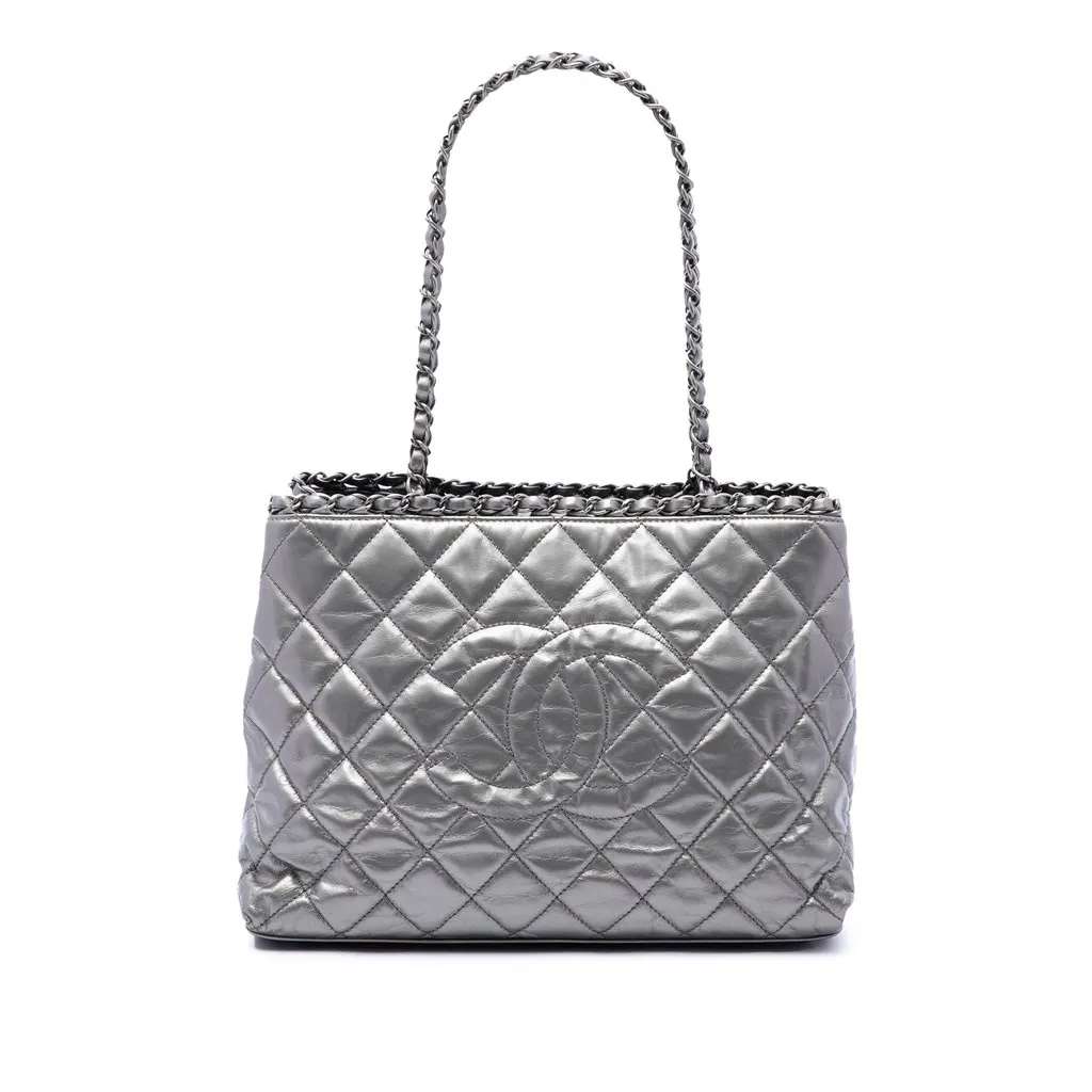 Chanel Small Quilted Metallic Aged Calfskin Chain Me Tote Silver Leather Very good - Front View