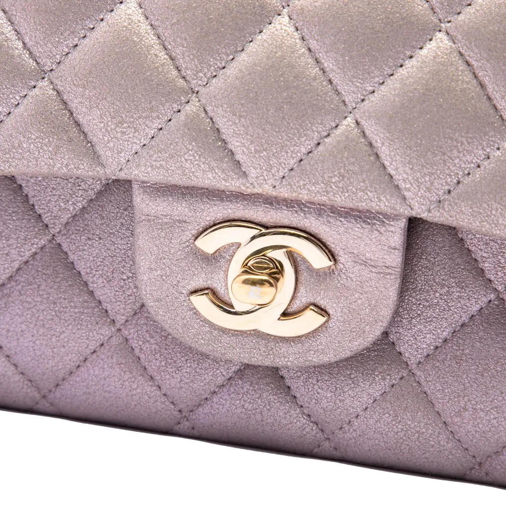 Chanel Medium Classic Iridescent Lambskin Double Flap Pink Leather Very good - Box View