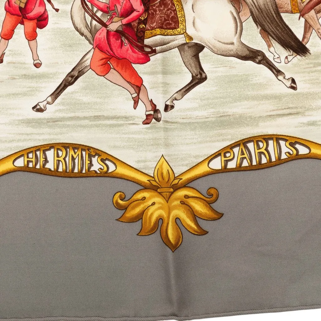 Hermès Les Chevaux des Moghols Silk Scarf 90 White Silk Good - Inside View