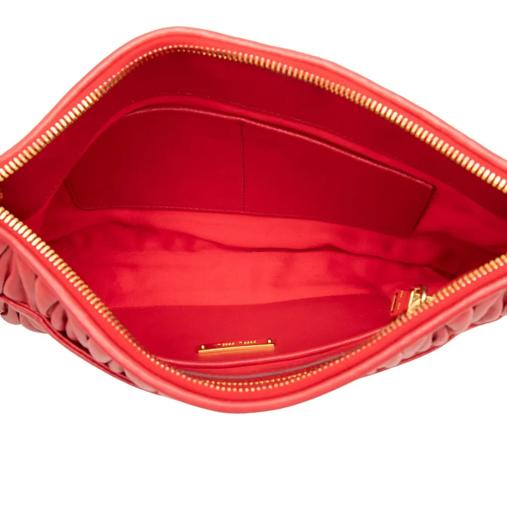Miu Miu Matelasse Nappa Clutch Red Leather Very good - Model View