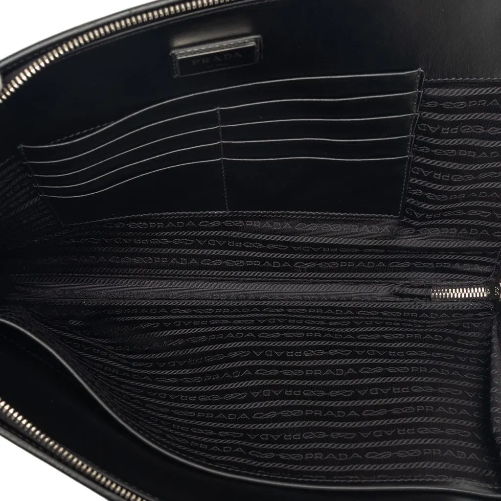 Prada Saffiano Zip Around Portfolio Black Leather Very good - Model View