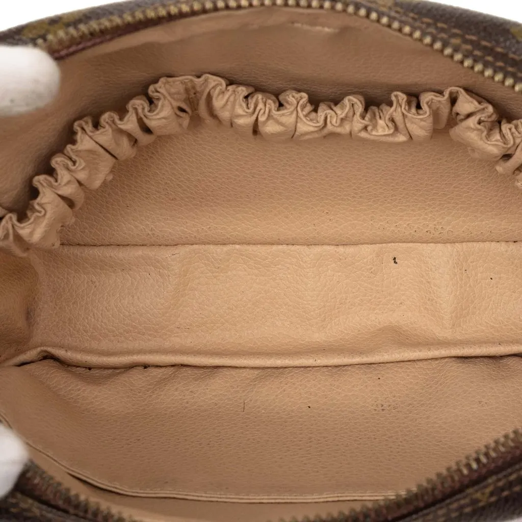 Louis Vuitton Monogram Trousse Toilette 23 Brown Very good - Model View
