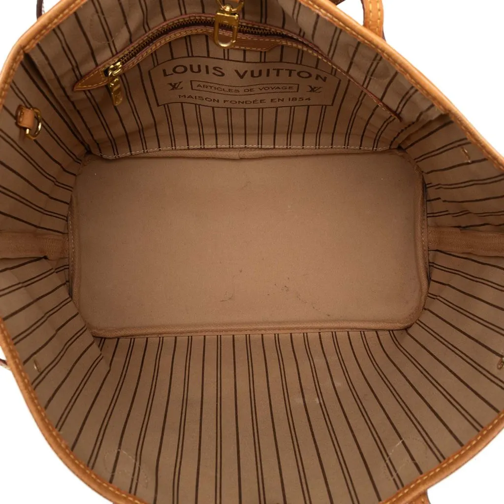 Louis Vuitton Monogram Neverfull MM Brown Very good - Model View