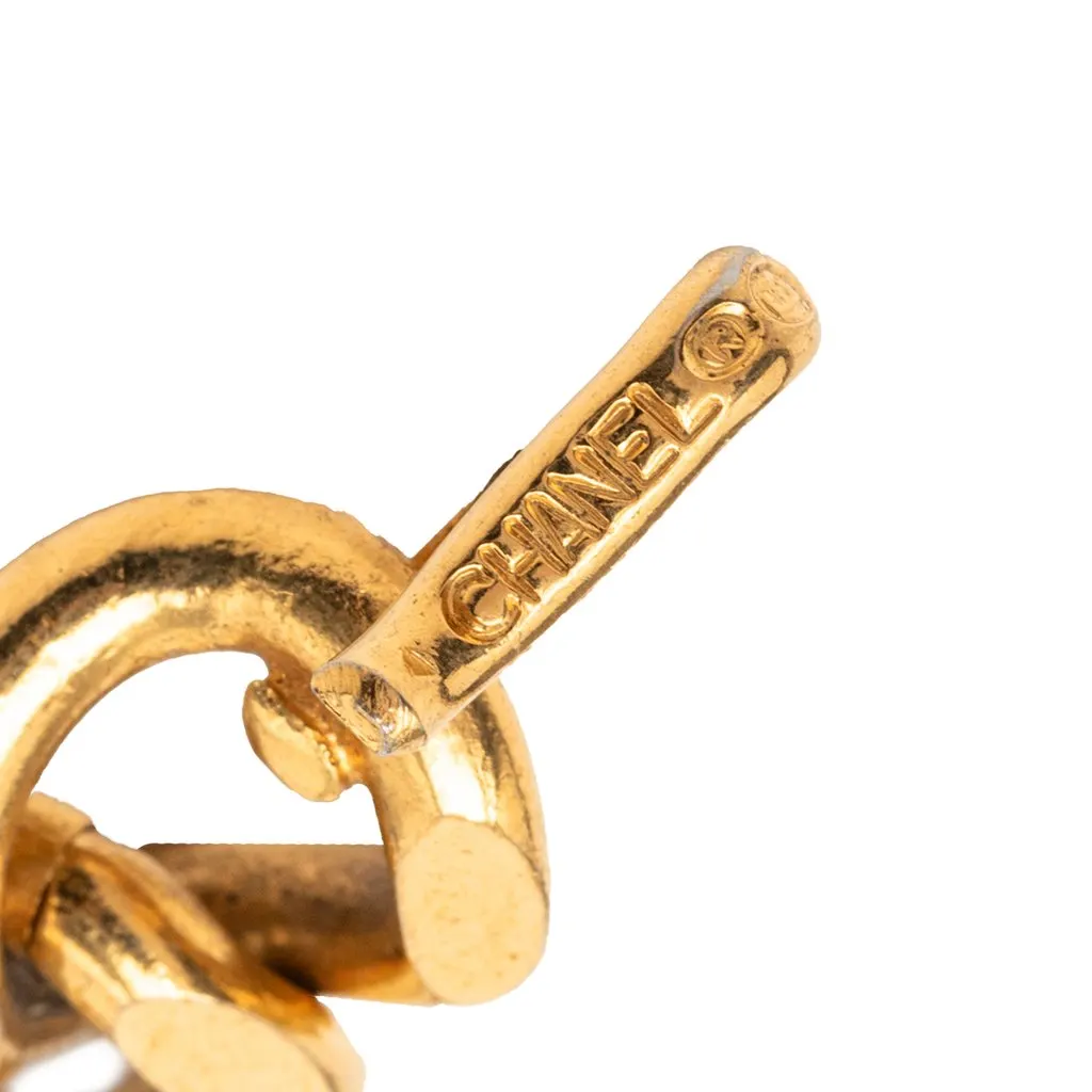 Chanel CC Gold Plated 31 Rue Cambon Medallion Chain Belt Gold Metal Very good - Model View