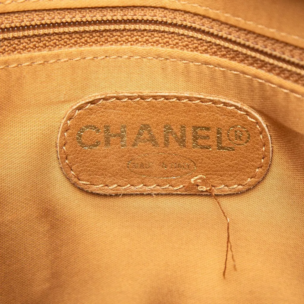 Chanel CC Caviar Chain Turn Lock Tote Brown Leather Very good - Box View