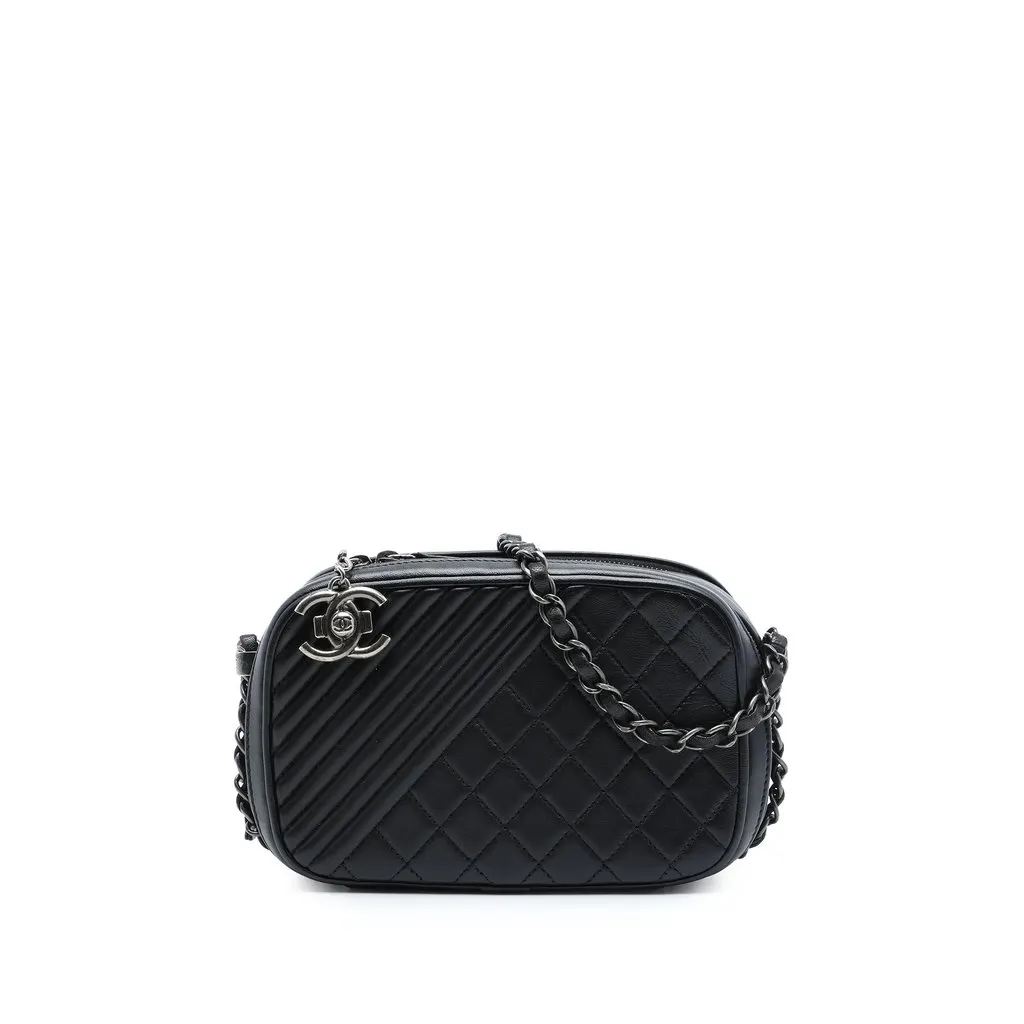 Chanel Small Quilted Lambskin Coco Boy Camera Bag Black Leather Very good - Front View