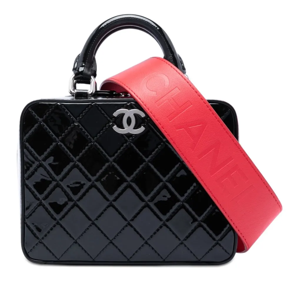 Chanel Small CC Quilted Patent Travel Kit Vanity Case Black Leather Very good - Front View