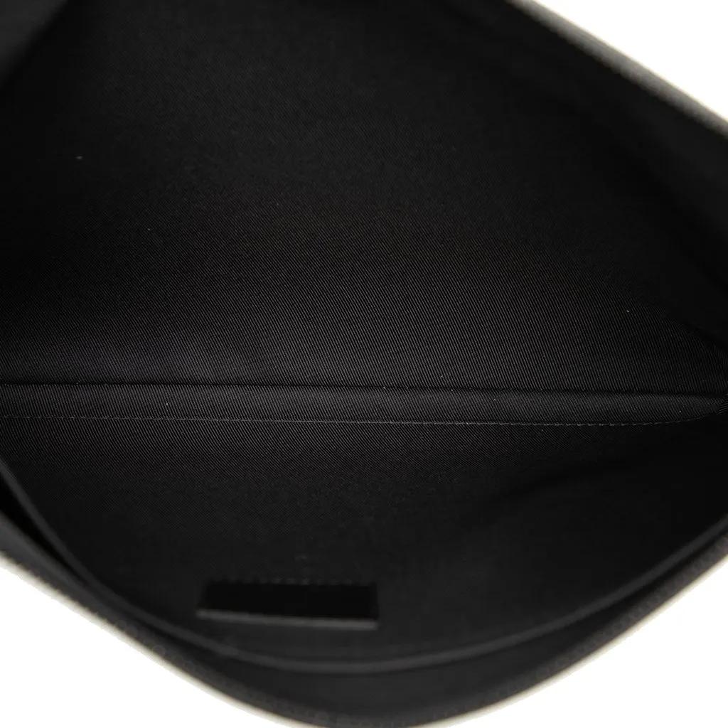 Louis Vuitton Taiga Rainbow Pochette A4 Black Leather Very good - Model View