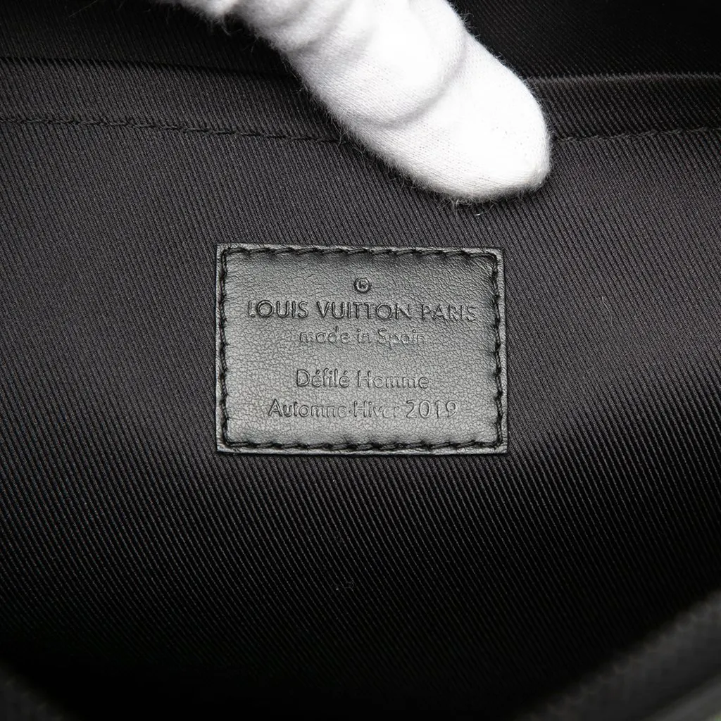 Louis Vuitton Taiga Rainbow Pochette A4 Black Leather Very good - Box View