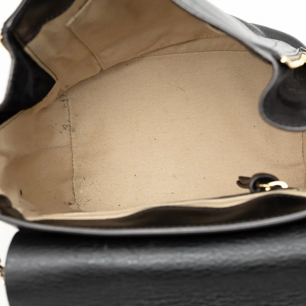 Chloé Medium Calfskin and Suede Faye Backpack Black Leather Very good - Model View