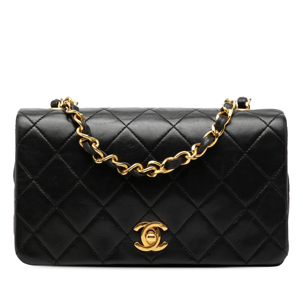 Chanel CC Quilted Lambskin Turnlock Full Single Flap Black Leather Very good - Front View
