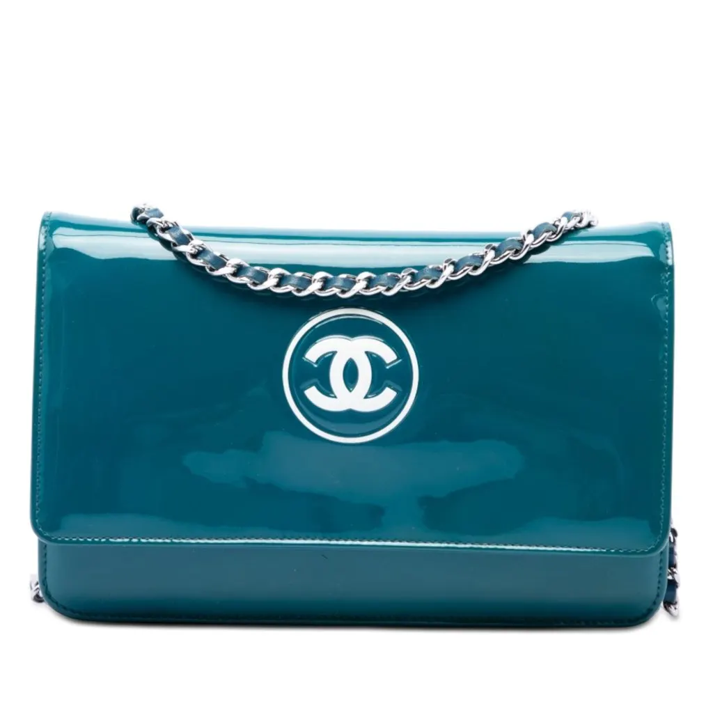 Chanel CC Patent Wallet On Chain Blue Leather Very good - Front View