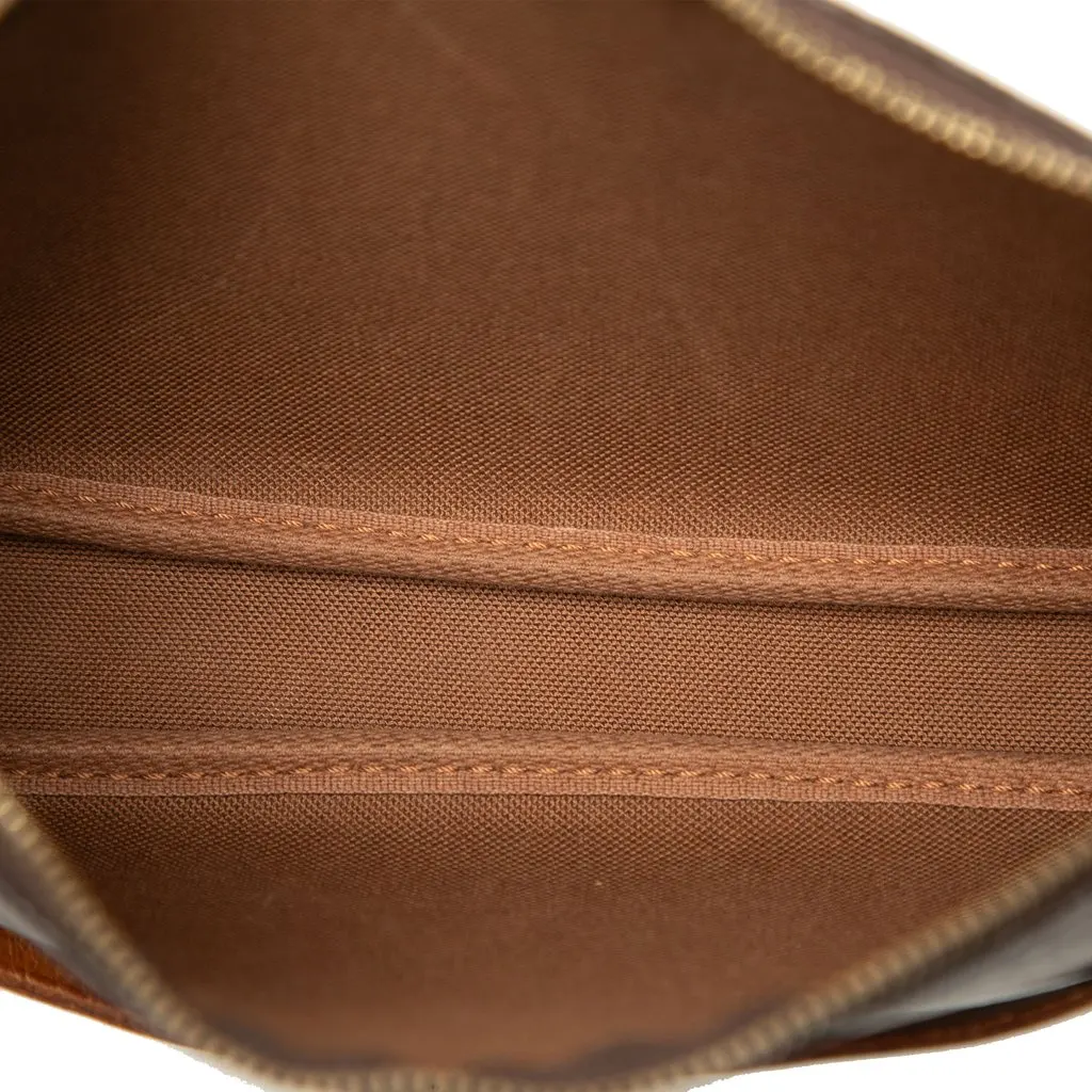 Louis Vuitton Monogram Pochette Accessoires Brown Very good - Model View