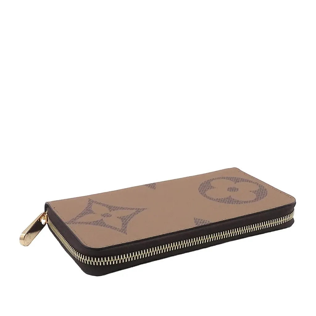 Louis Vuitton Monogram Giant Reverse Zippy Long Wallet Brown Very good - Back View