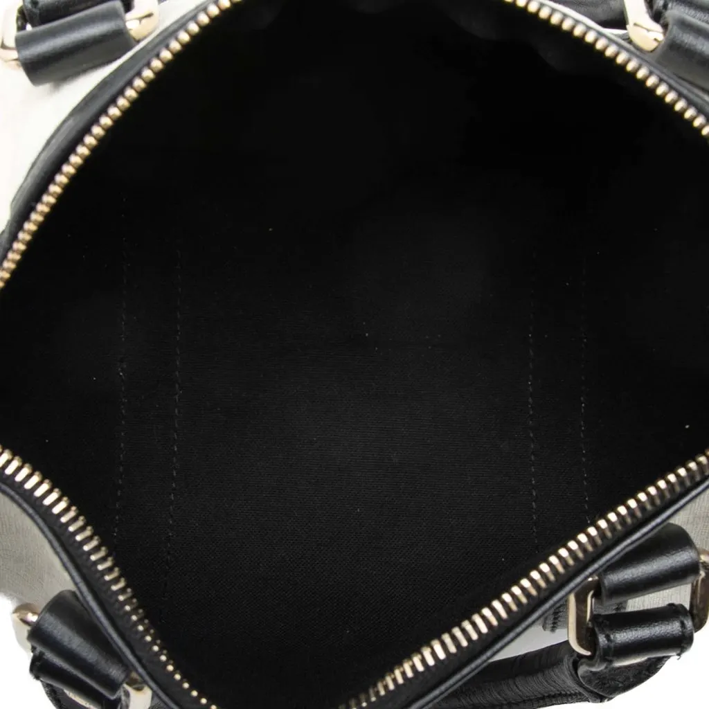Gucci Small GG Supreme Joy Boston Bag White Very good - Model View