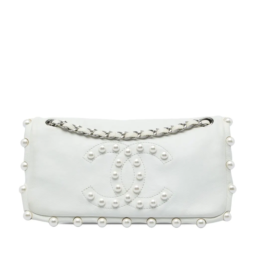 Chanel Lambskin Pearl Obsession Flap White Leather Very good - Front View