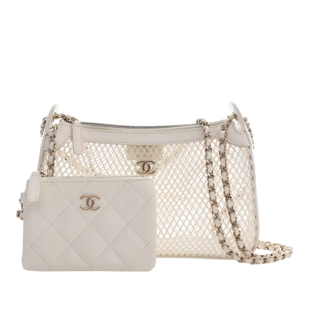 Chanel CC Mesh and Shiny Lambskin Clutch with Chain White Very good - Front View