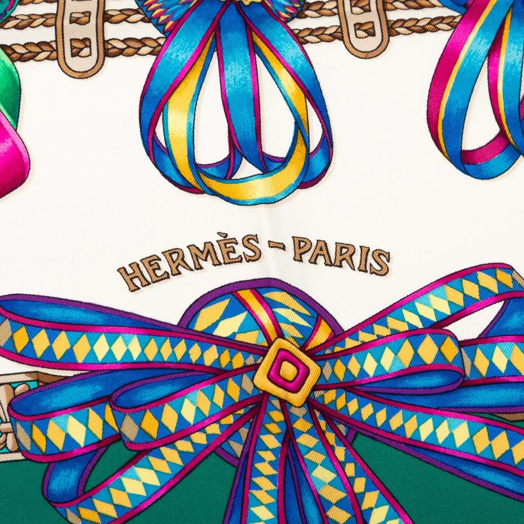 Hermès Les Rubans du Cheval Silk Scarf 90 White Never worn - Model View