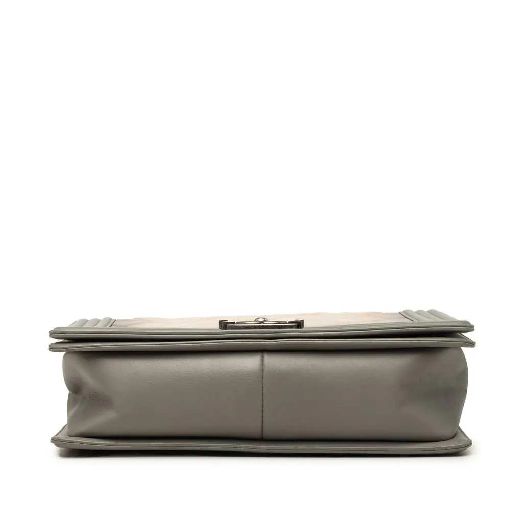 Chanel Medium Quilted Calfskin Ombre Boy Flap Beige Leather Very good - Inside View