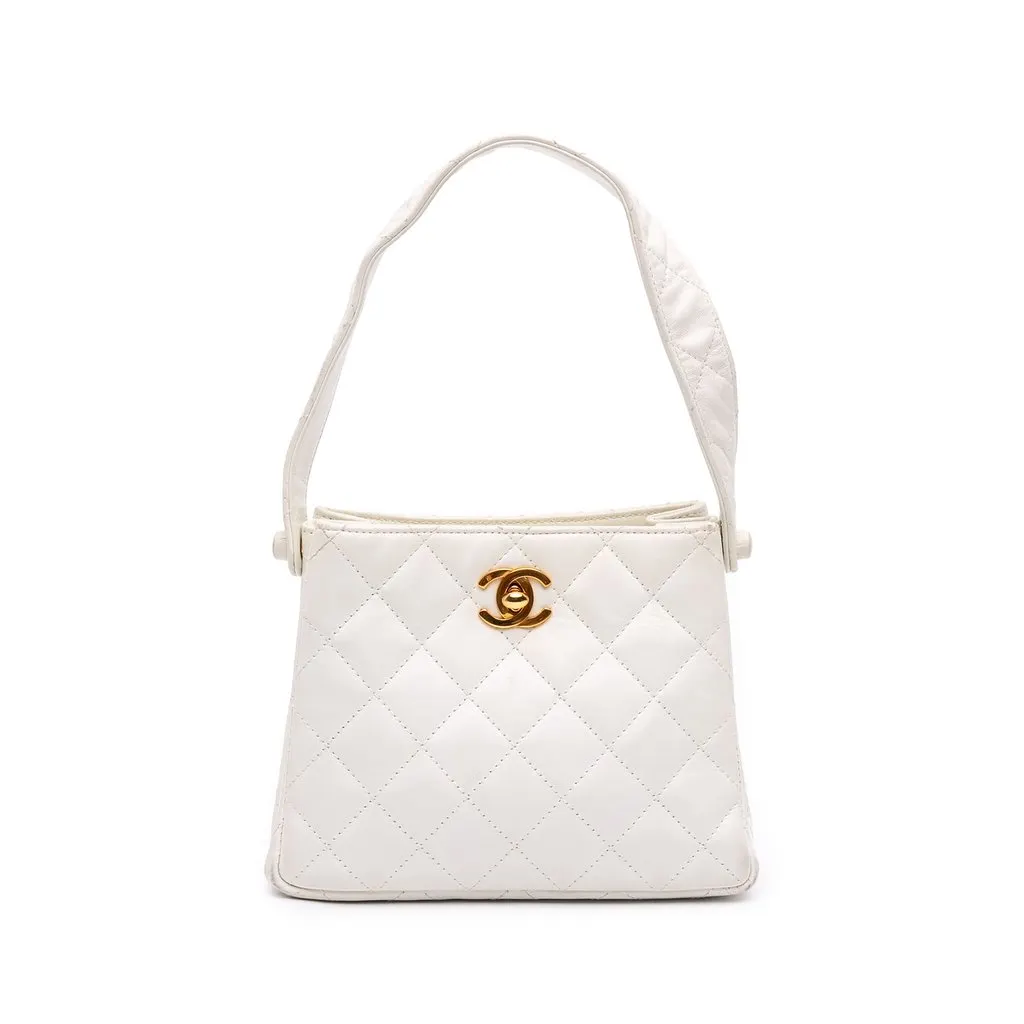 Chanel CC Quilted Lambskin Shoulder Bag White Leather Good - Front View