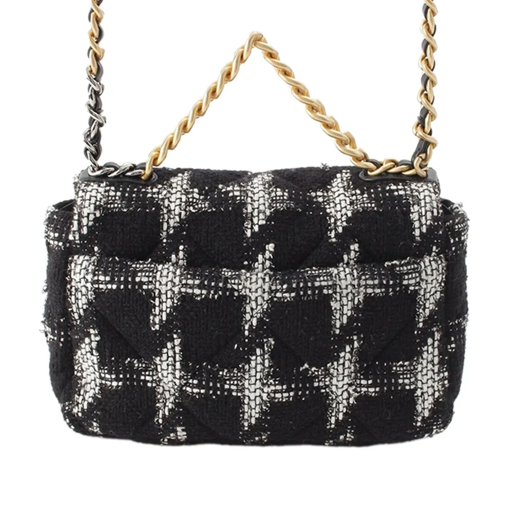 Chanel Medium Tweed 19 Flap Black Very good - Model View