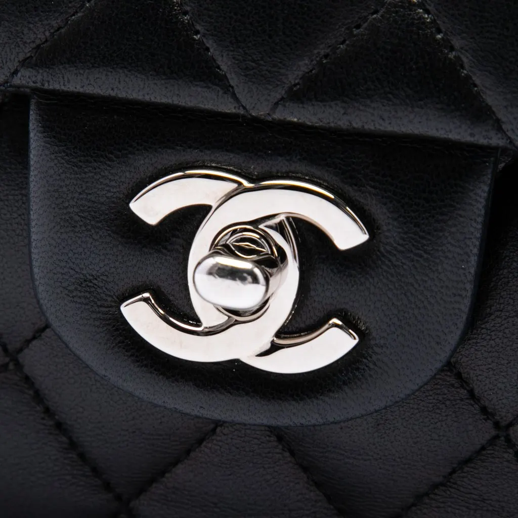 Chanel Medium Classic Lambskin Double Flap Black Leather Very good - Box View
