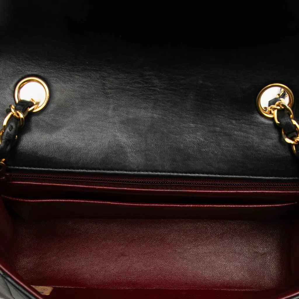 Chanel Small Lambskin Diana Flap Black Leather Very good - Model View