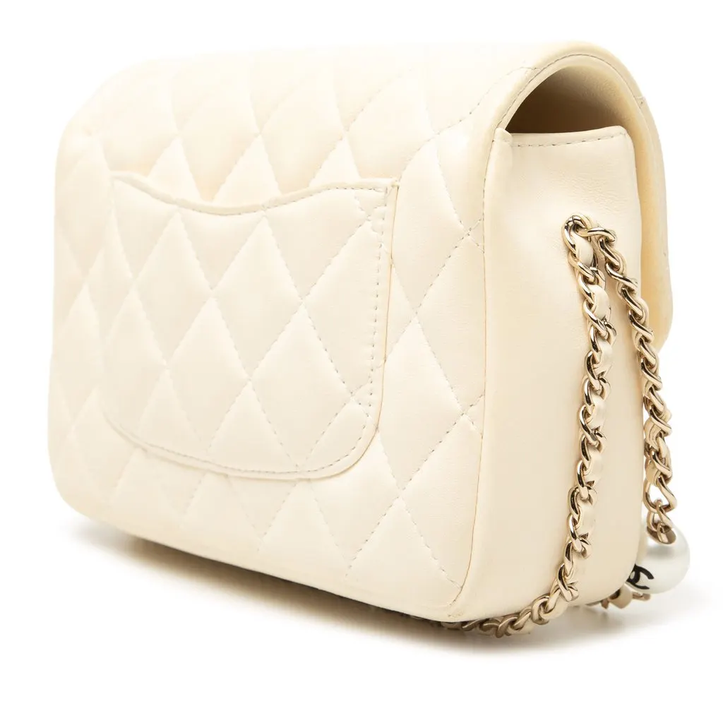 Chanel Mini Quilted Lambskin My Precious Pearls Chain Flap White Leather Very good - Back View