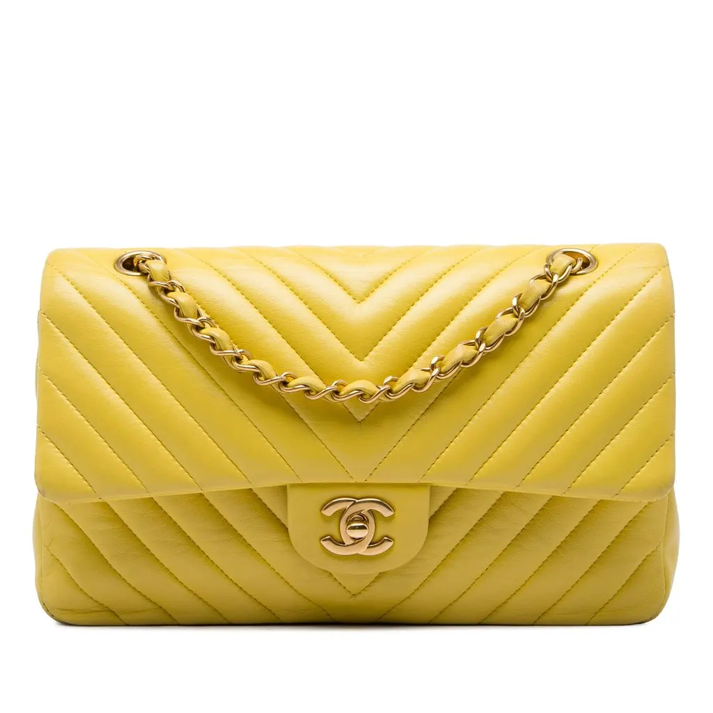 Chanel Medium Classic Chevron Lambskin Double Flap Yellow Leather Very good - Front View