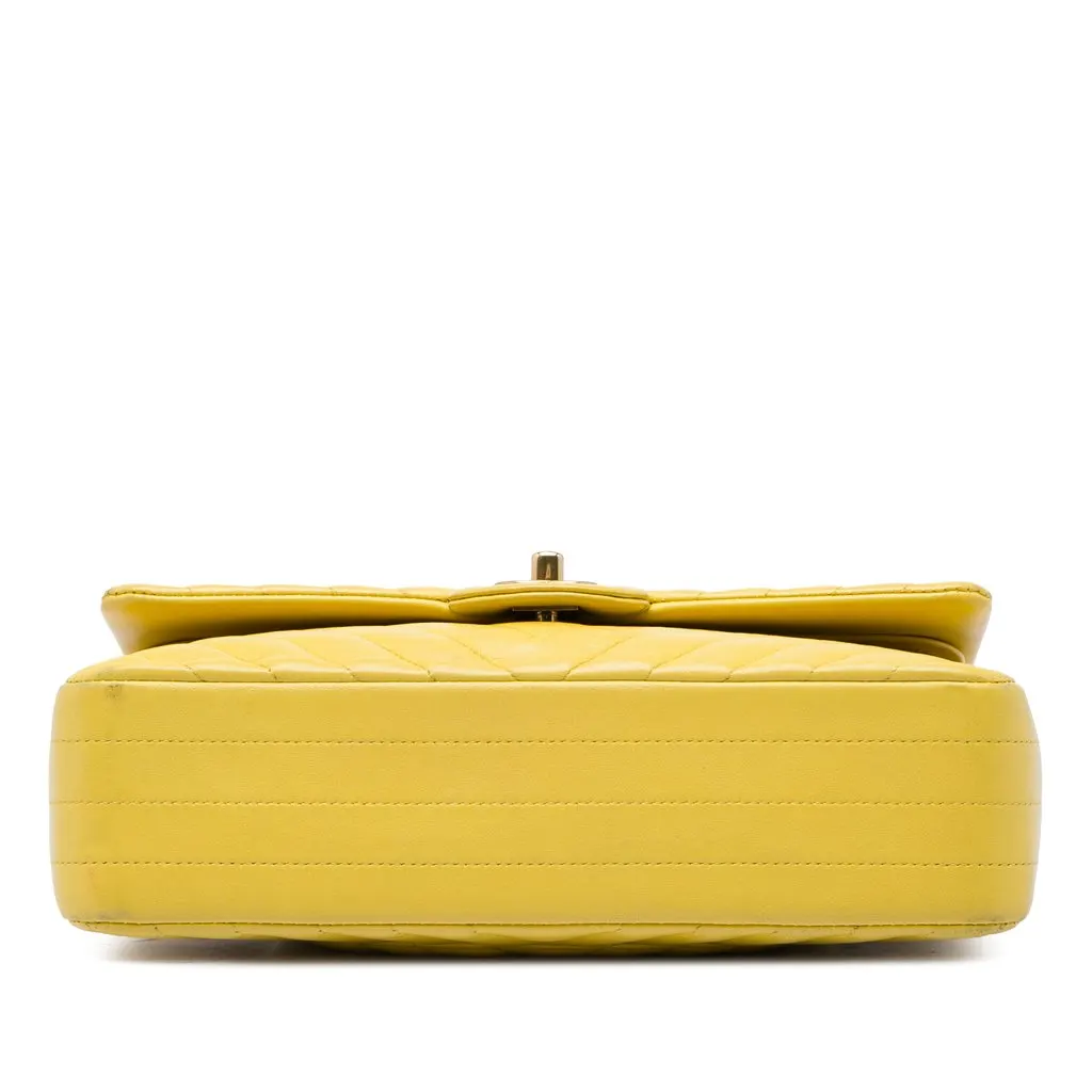Chanel Medium Classic Chevron Lambskin Double Flap Yellow Leather Very good - Inside View