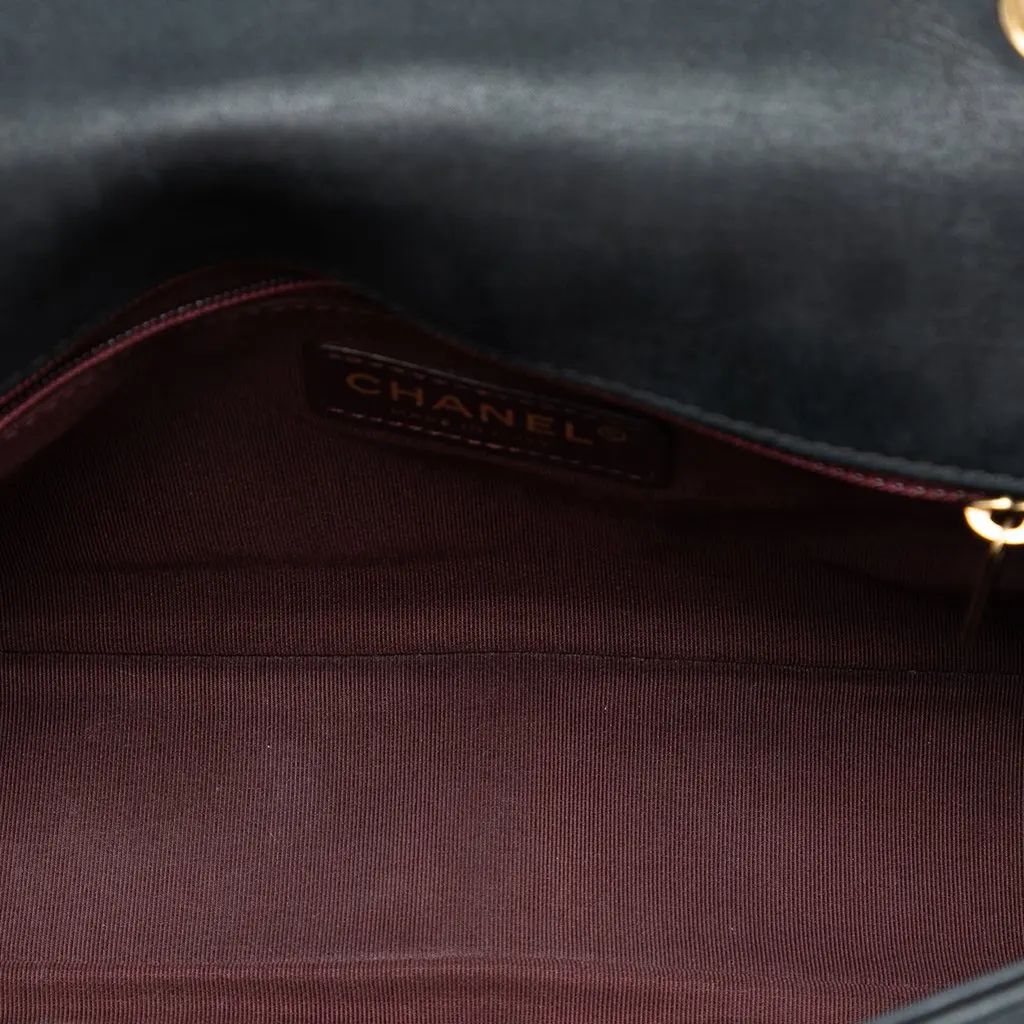 Chanel CC Quilted Iridescent Calfskin Whipstitch Single Flap Black Leather Very good - Model View