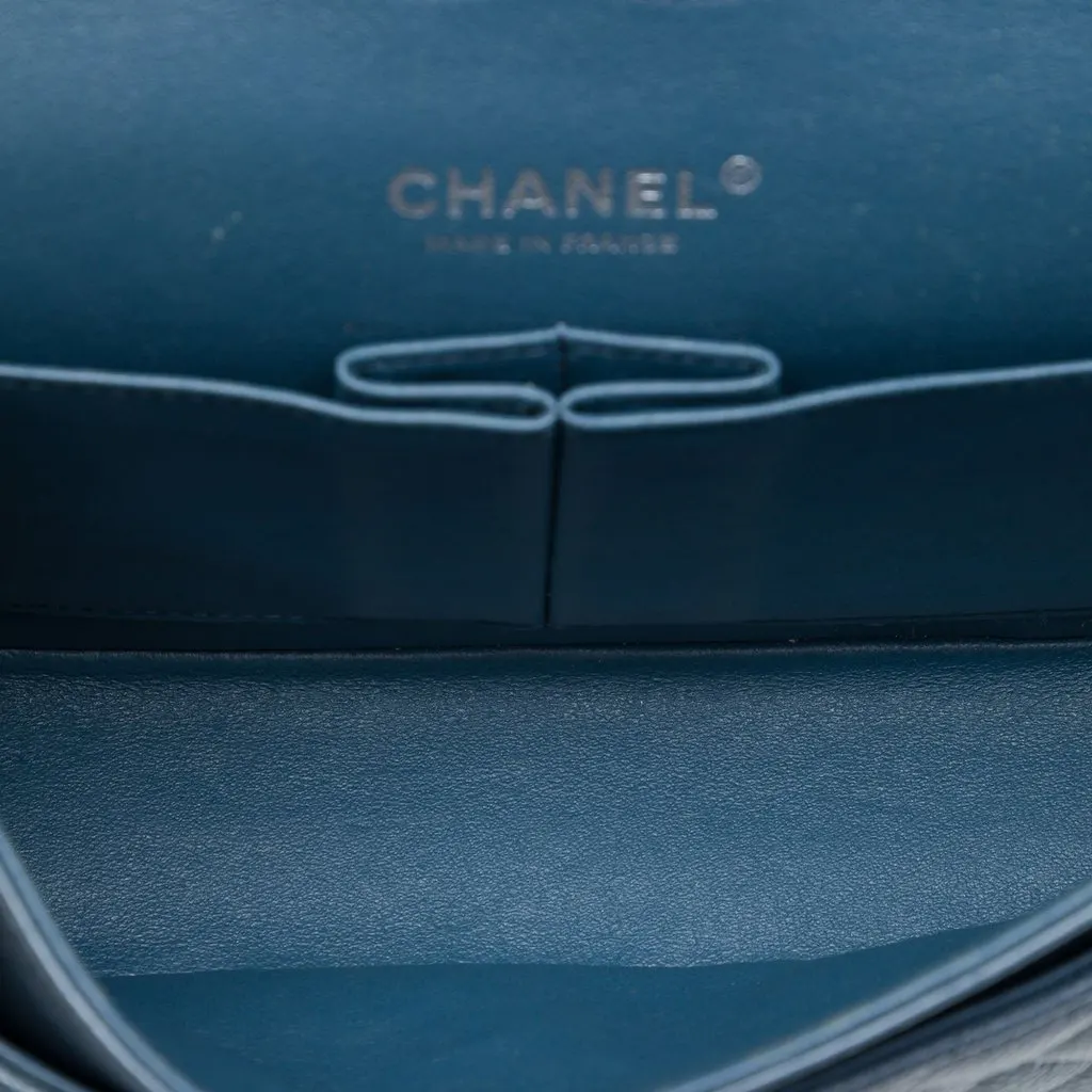 Chanel Medium Classic Caviar Double Flap Blue Leather Very good - Model View