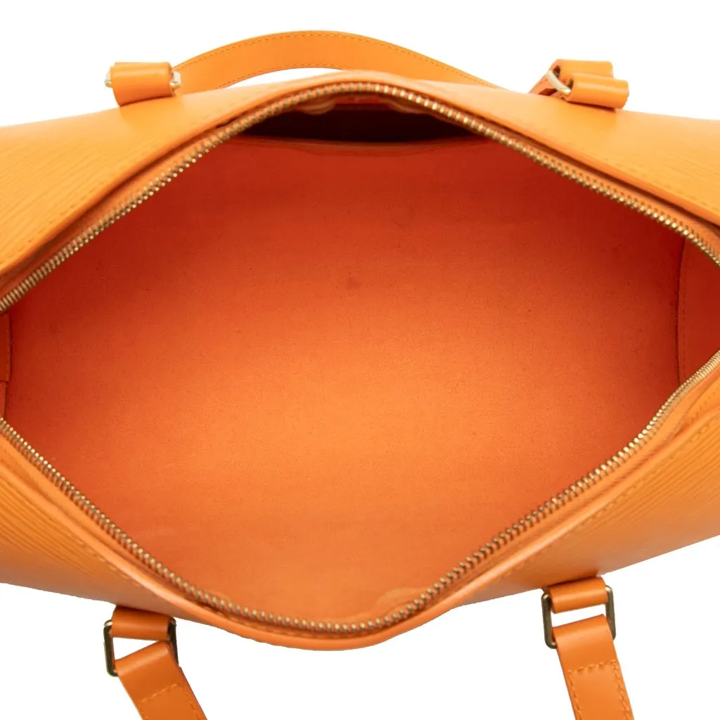 Louis Vuitton Epi Soufflot Orange Leather Very good - Model View